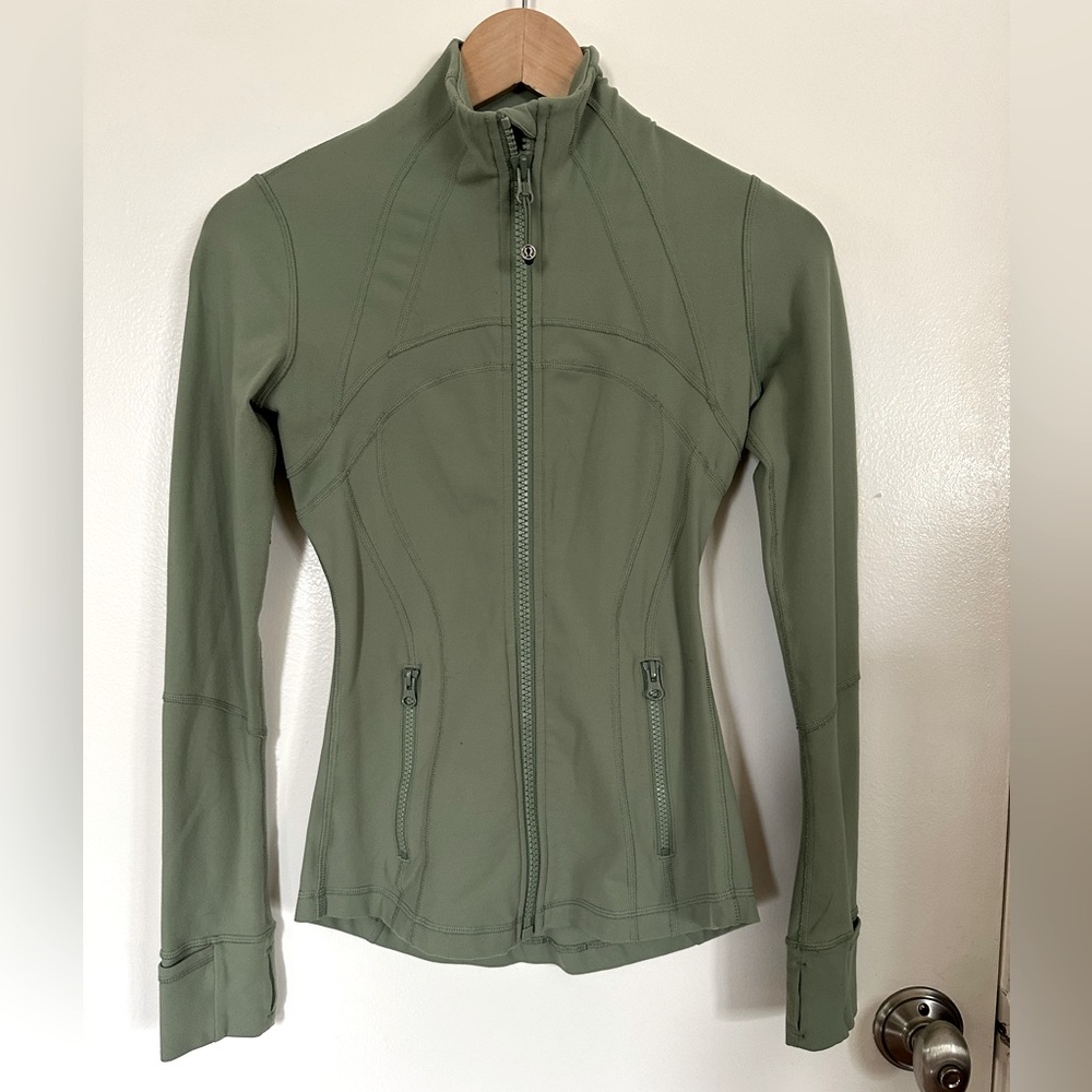 Define Lululemon Jacket